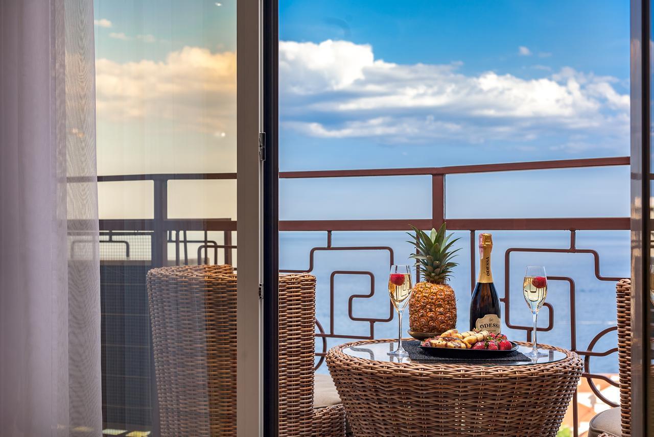 Vip Apartments In Arcadia With Sea View. Odessa Buitenkant foto